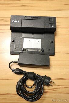 Dell cestovný adapter a dokovacia stanica - 8