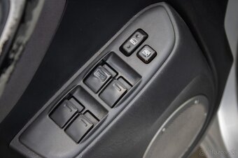 Toyota RAV4 2.0 D-4D - 8