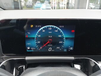 Mercedes-Benz B 180 - 8