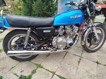 Suzuki GS 550 - 8