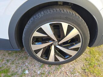 VOLKSWAGEN id.4 150kW Pro Performance 82kWh Bateria - 8