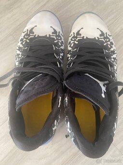 Halovky Air Jordan Zion 3 Black white 39 - 8