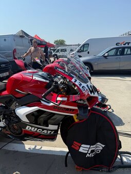 Ducati Panigale V4S 2022/12 - 8
