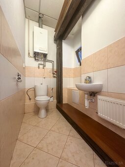 Štýlový podkrovný byt v historickom centre s terasou - 8