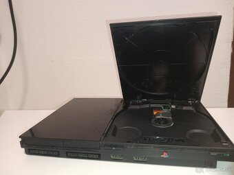 Playstation 2 - 8