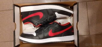 Nike Air Jordan 1 low black/fire red-white - 8