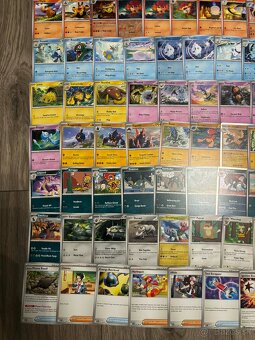 Pokémon karty White Flare + tin - 8