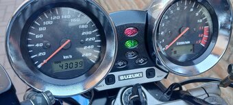 Suzuki GSF 1200 Bandit - 8