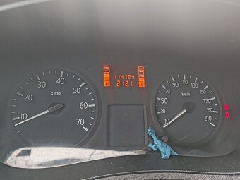 Renault Kangoo benzín 1.6 +CNG - 8