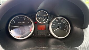 PEUGEOT 206+ - 8