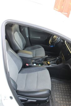 Toyota Auris TS 1.6 Valvematic Executive, automat, r. 2018 - 8