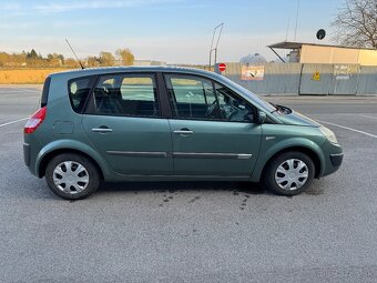 Renault Mégane Scénic 1.6 16V - 8