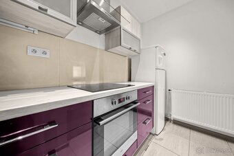 Predaj 2 izb. zrekonštruovaného bytu na Družstevnej ul. v BA - 8