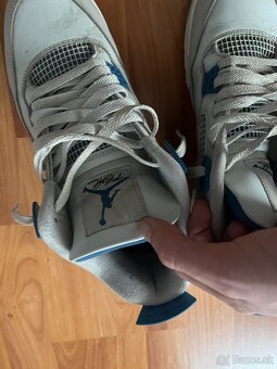 Jordan 4 military blue 45 - 8