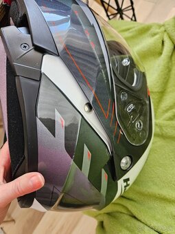 Prilba na moto - 8
