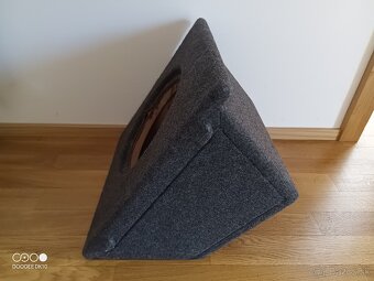 Zosilňovač do auta - 8