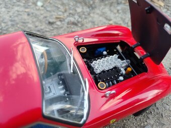 Predám Ferrari 250 GTO 1962, 1:18 Mattel Hot Wheels. - 8