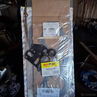 Lodný motor Johnson 70 na súčiatky. - 8