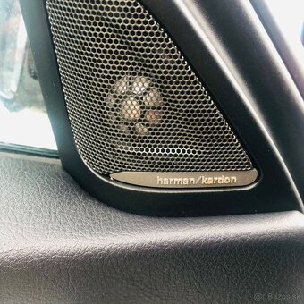 BMW 320 X-Drive M-SPORT - 8