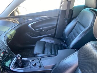 Opel Insignia sport tourer - 8