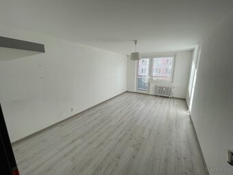 Prenajmem 2-izbový byt v Poltári - 8