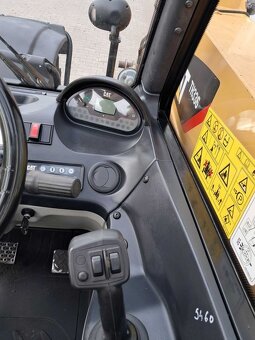 CAT TH 336 - 8