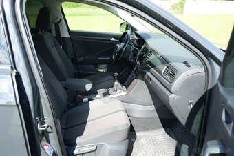 Predám VW T-ROC 1.0 TSI Style - 8