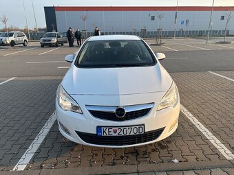 Opel Astra 1.6 85kw - 8