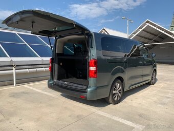 Toyota Proace Verso VIP – 8-miestny VAN na prenájom - 8