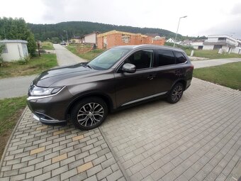 Predaj SUV Mitsubishi Outlander 4x4 - 8