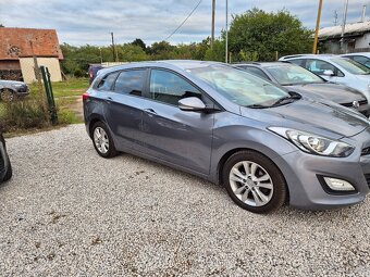 Hyundai i30 cw - 8