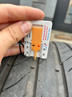 Continental 255/45 R19 SUV - 8