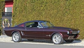 1966 FORD MUSTANG FASTBACK V8 AUTOMATIC SHOW CAR - 8