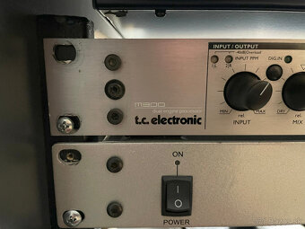 Mixpult, efekt, procesor a rack - 8