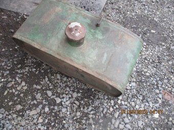 Škoda 30 traktor kolový po dílech - 8