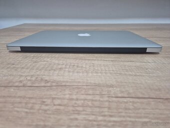 MacBook Air (13-inch, 2017)/Intel Core i5/8GB RAM/128GB SSD - 8