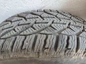 Predam pneu s diskami 195/65/r15 roztec 5x114,3 - 8