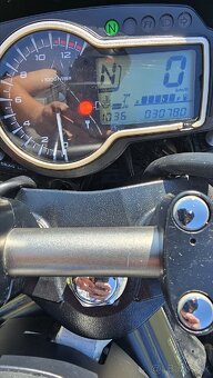 Suzuki GSR 750 r.v.2015 - 8