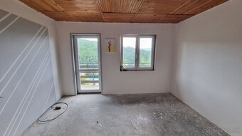 Záhrada s murovanou chatou – Zvolen, Môťová - 8