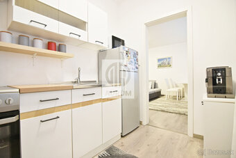 • REZERVOVANÉ • 1 izb. byt, 40 m2, Rekonštrukcia, sídl. Druž - 8