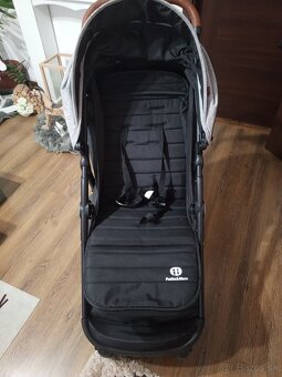 Športový kočiar - 8