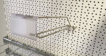 Háky na tovar a cenovkové lišty pre obchodné regály - 8