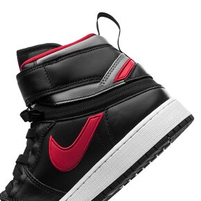 TENISKY NIKE AIR JORDAN 1 Hi FlyEase veľ. EU 44 + darček - 8