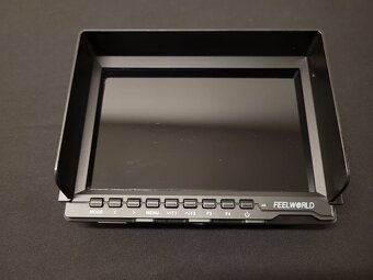 Canon C70 + RF 50mm f1.8 + Monitor - 8