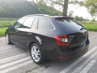 ŠKODA OCTAVIA COMBI 2,0 TDI DSG - 8