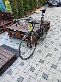Predam cestny bicykel Giant - 8