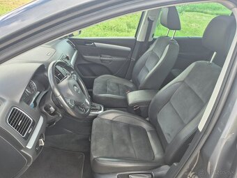 Predám VW sharan 2.0tdi,dsg,7miestne - 8