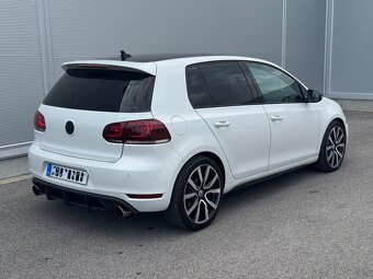 Volkswagen Golf GTi Adidas Edition 2.0TSi APR - 8
