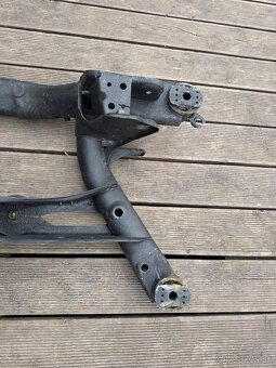 Zadná nápravnica Superb 2 - 8