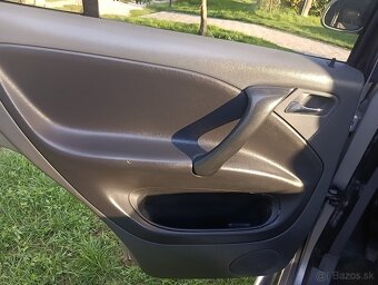 Mercedes Benz ML320 - 8